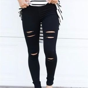 Distressed black jeggings – brand new